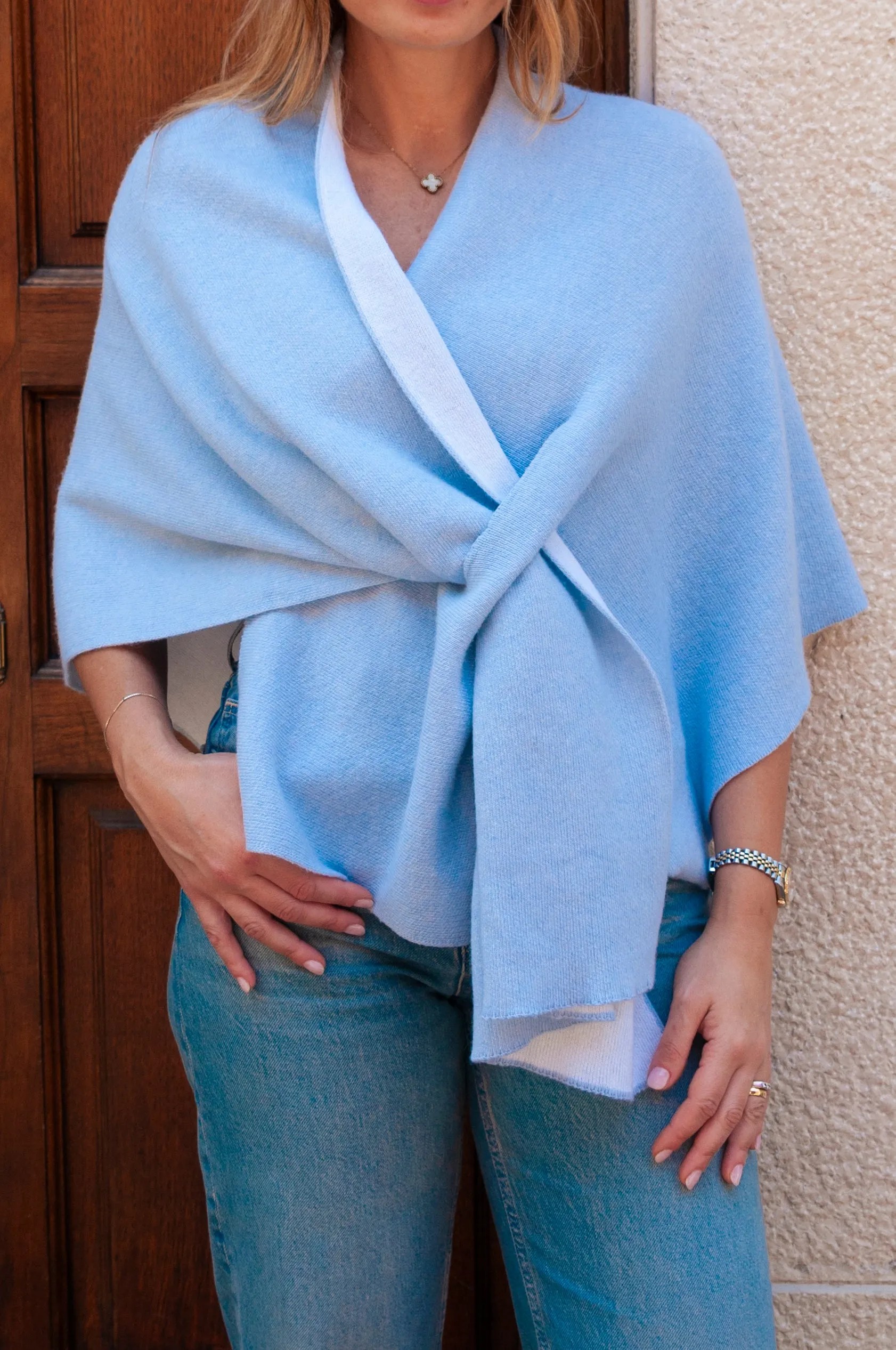 Poncho celeste sold by Carro Positano