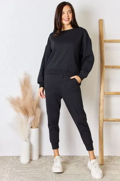 RISEN Soft Knit Drawstring Cropped Joggers sold by The Dogwood Boutique product image thumbnail 4