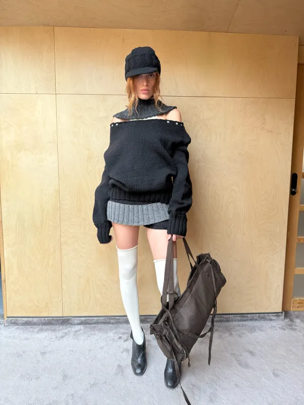 “Chunky sweater” in Black made by APOC