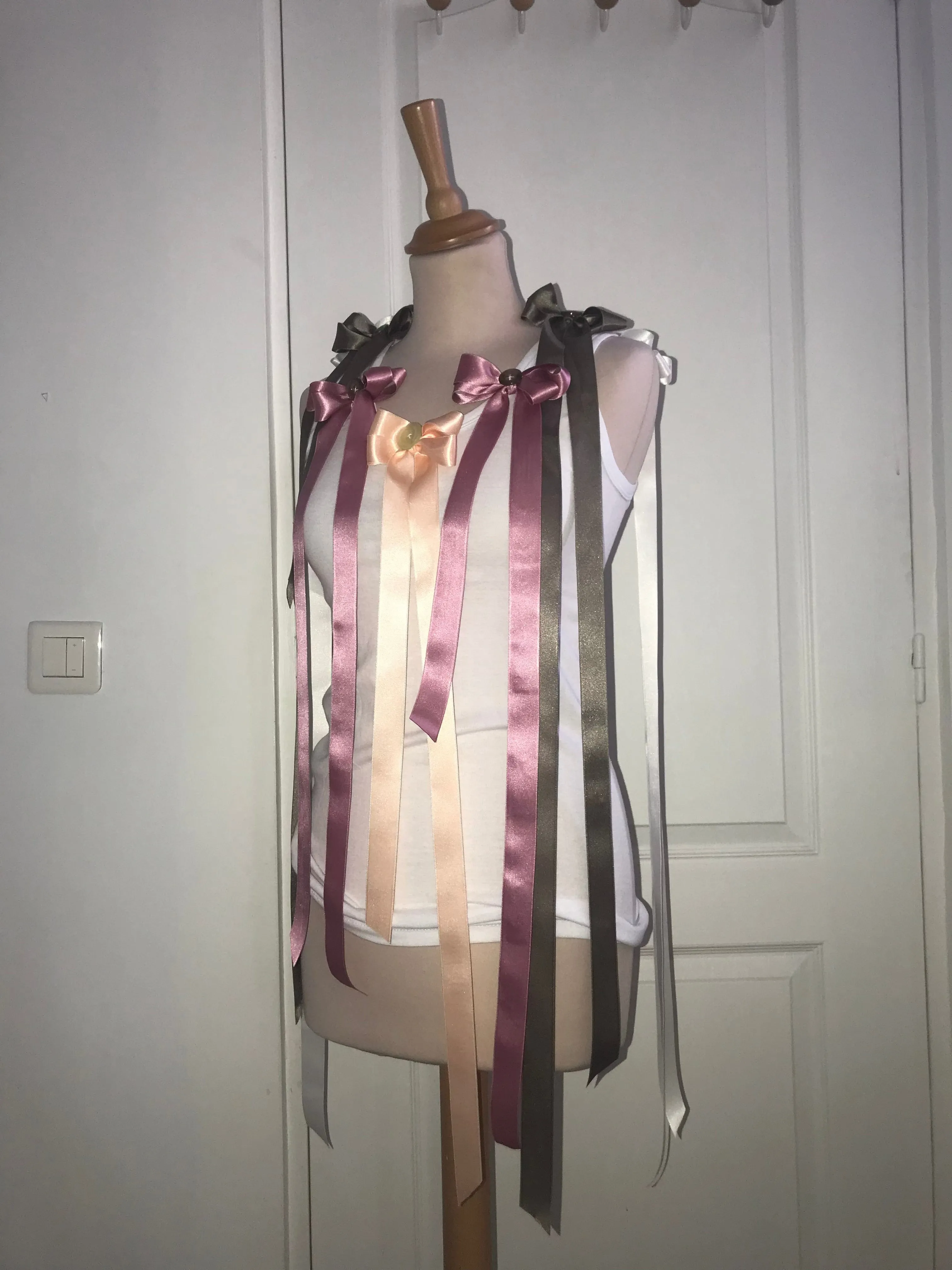 Bows top sold by APOC product image thumbnail 5