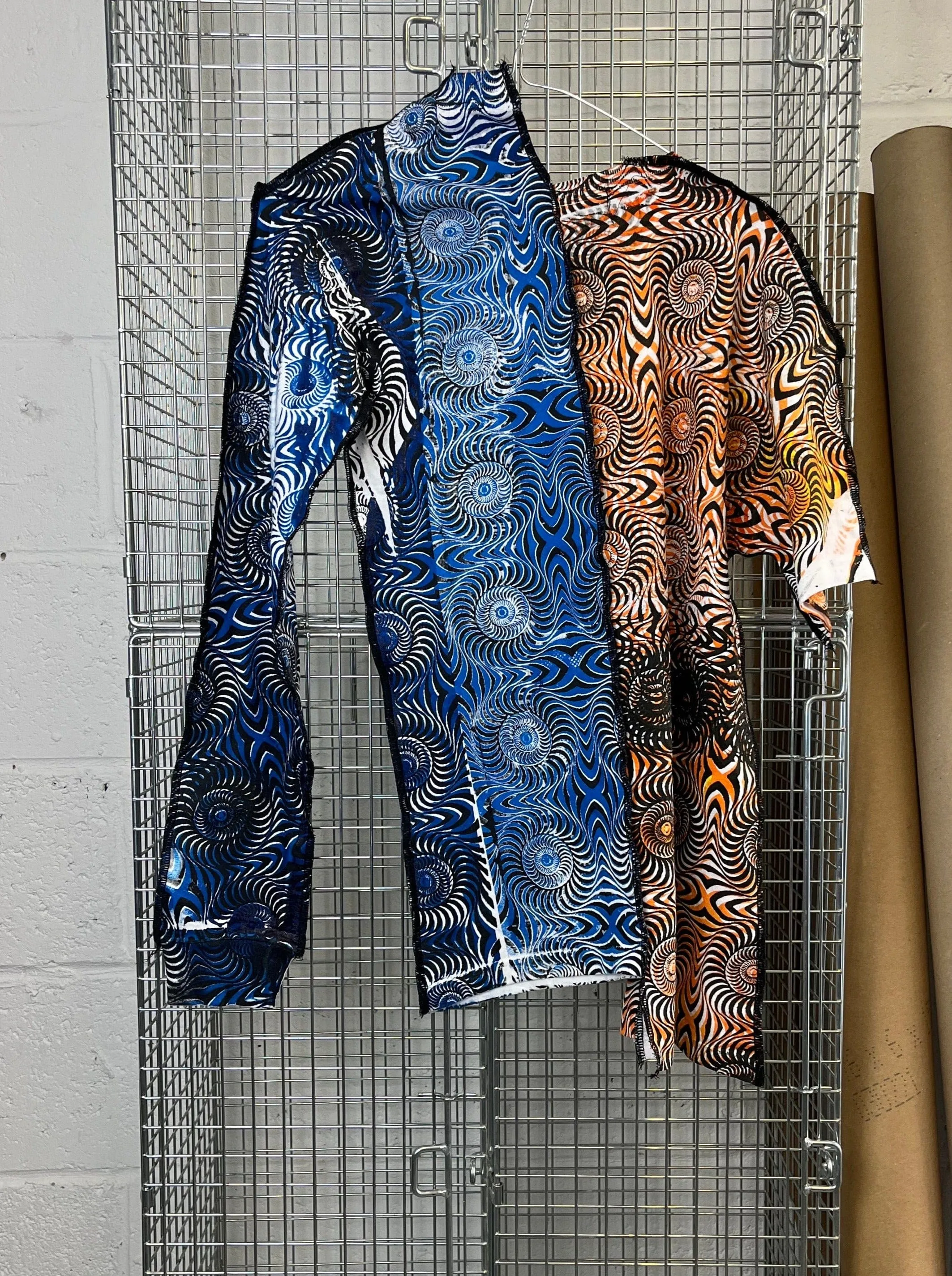 #21 shifted split top sold by APOC product image thumbnail 2