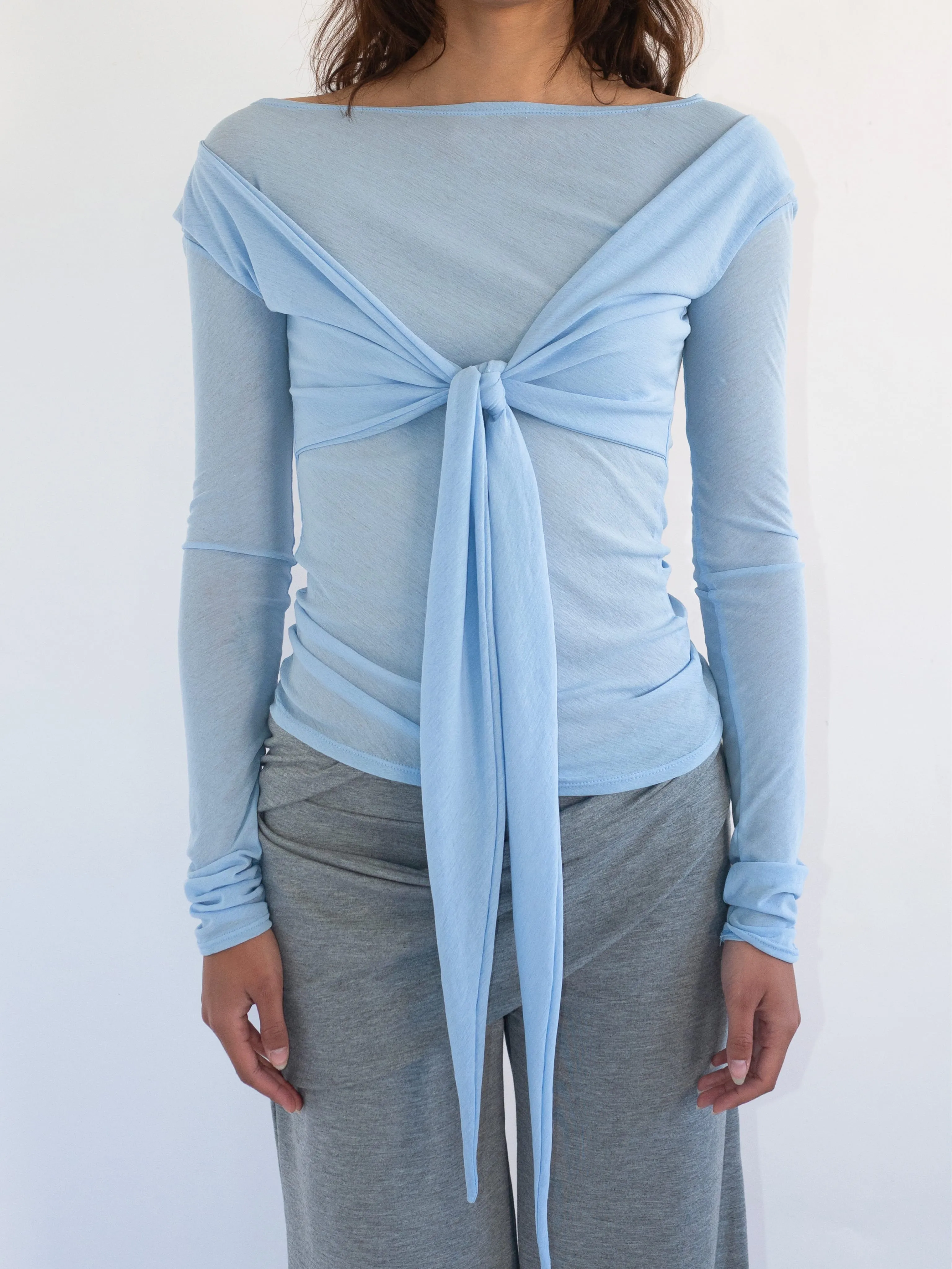 Sirène top sold by APOC