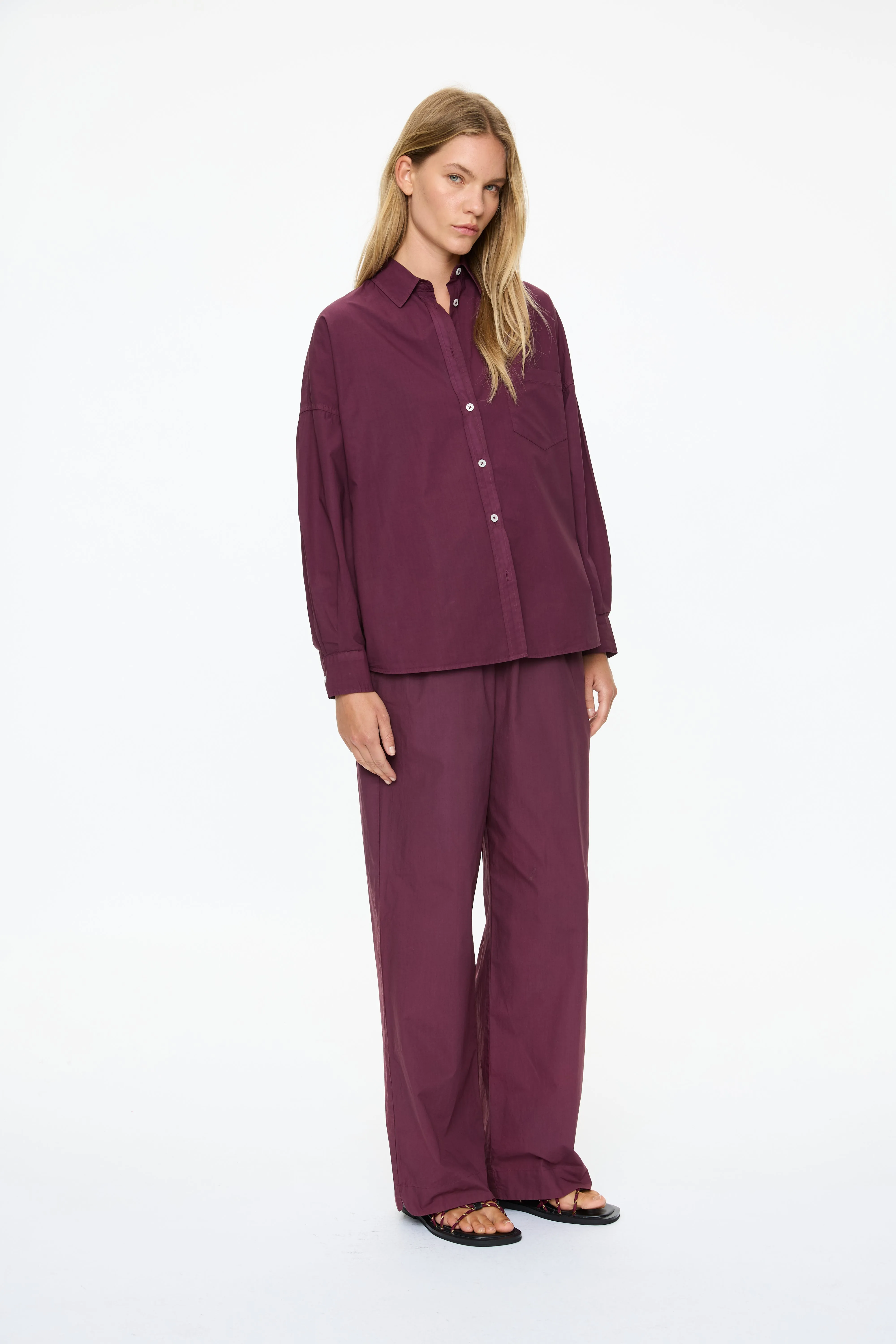 Chiara Shirt Classic - Cherry sold by LMND product image thumbnail 2