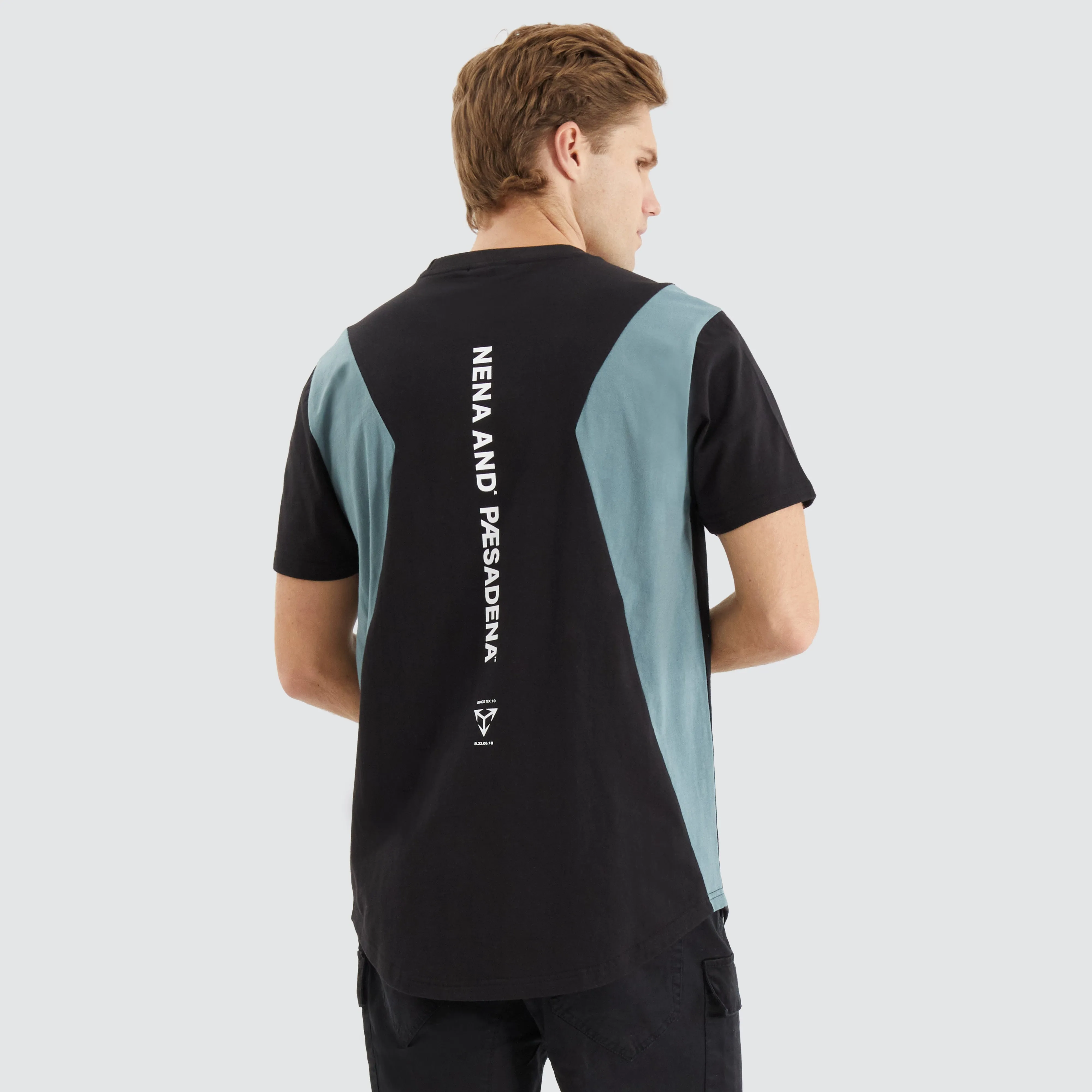 Module Dual Curved Tee Black/Trooper sold by Nena and Pasadena