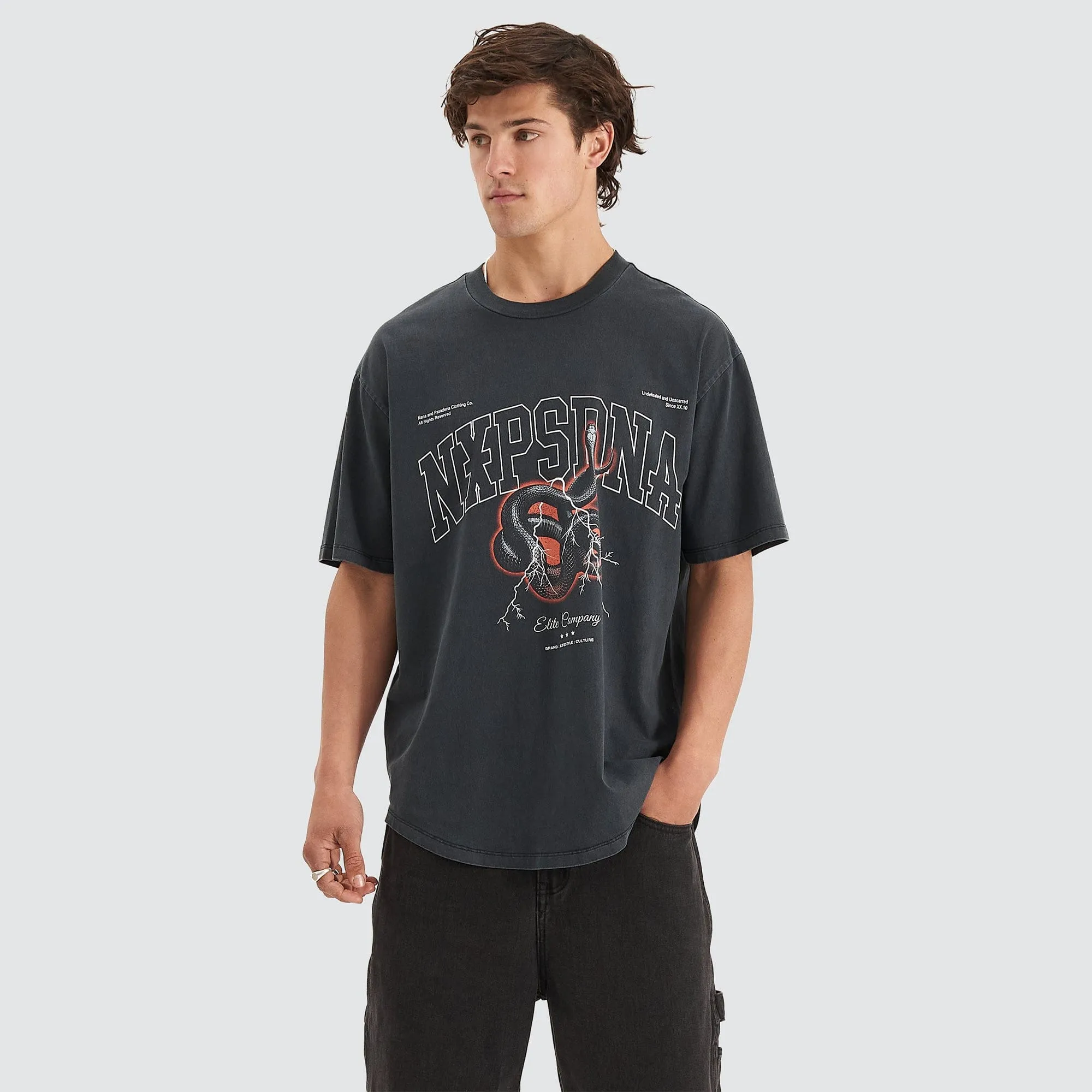 Contorted Heavy Box Fit Scoop Tee Pigment Anthracite Black sold by Nena and Pasadena product image thumbnail 4