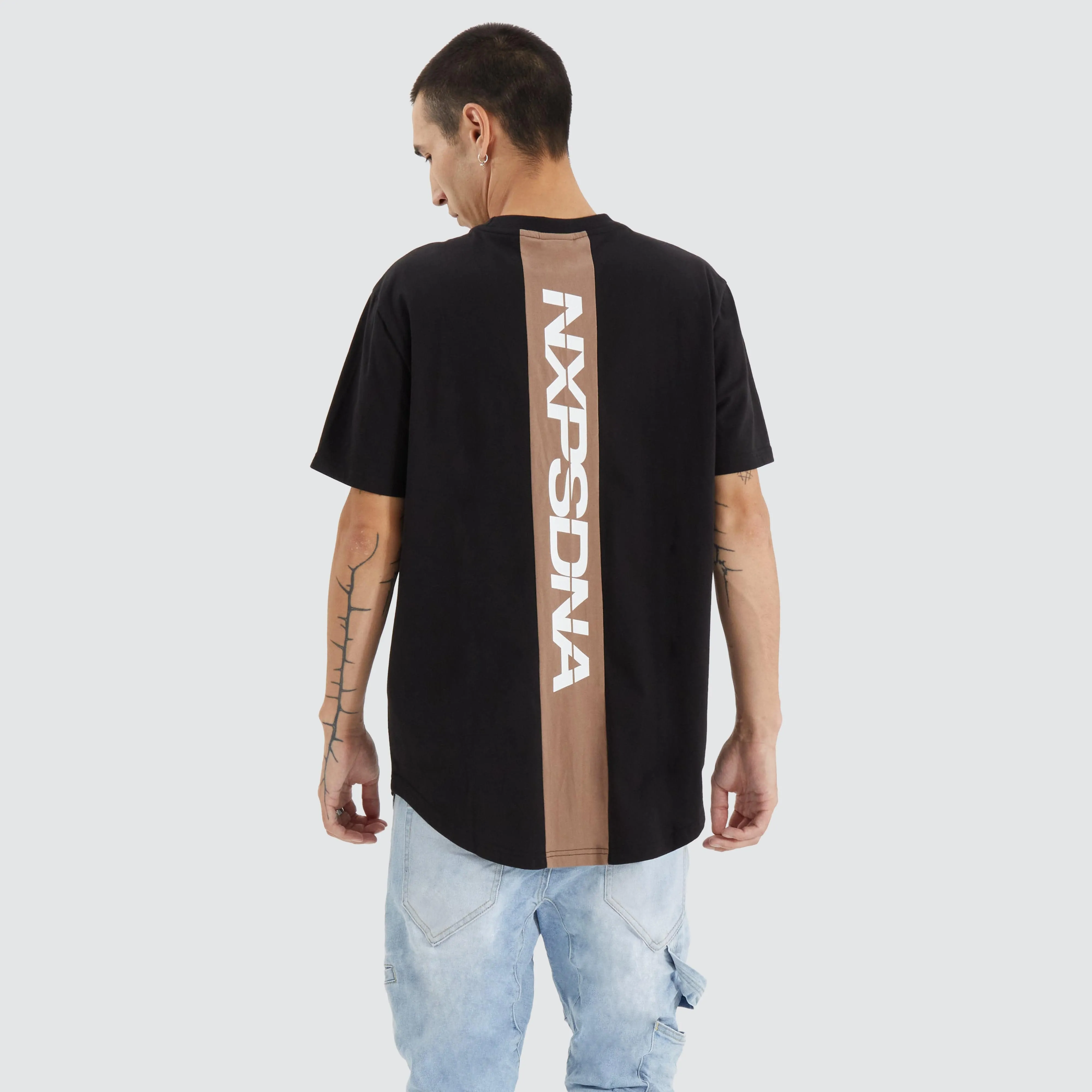Drayton Dual Curved Tee Jet Black sold by Nena and Pasadena