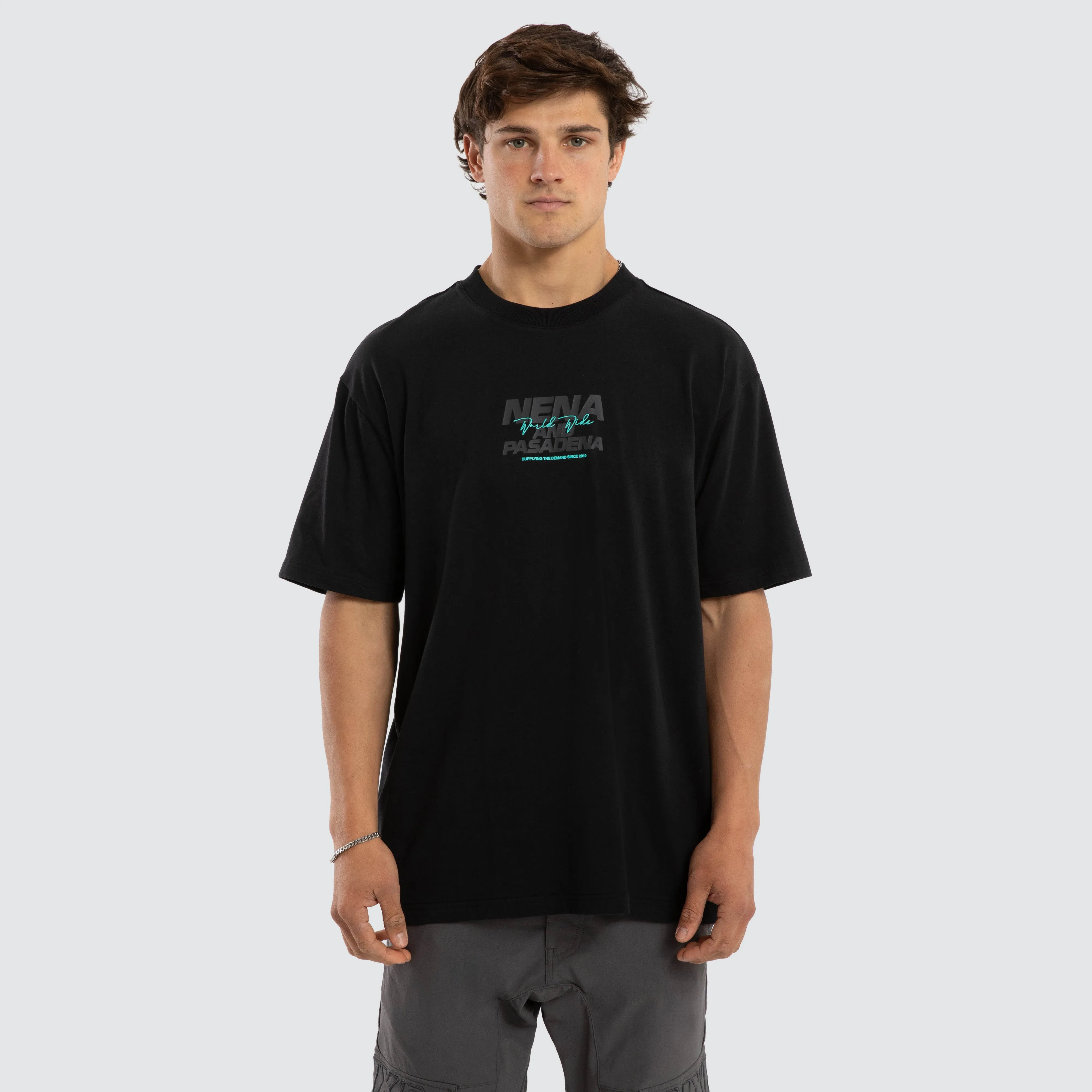 Hybrid Box Fit Tee Anthracite Black sold by Nena and Pasadena