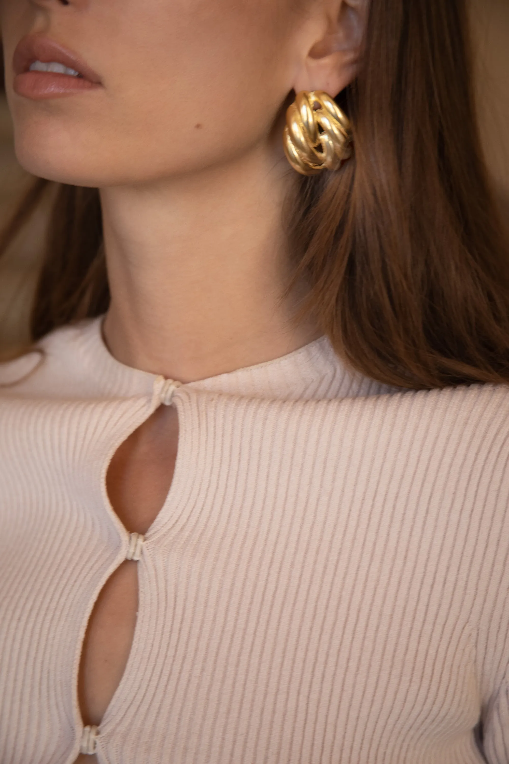 Clos Earrings sold by YSSO product image thumbnail 2