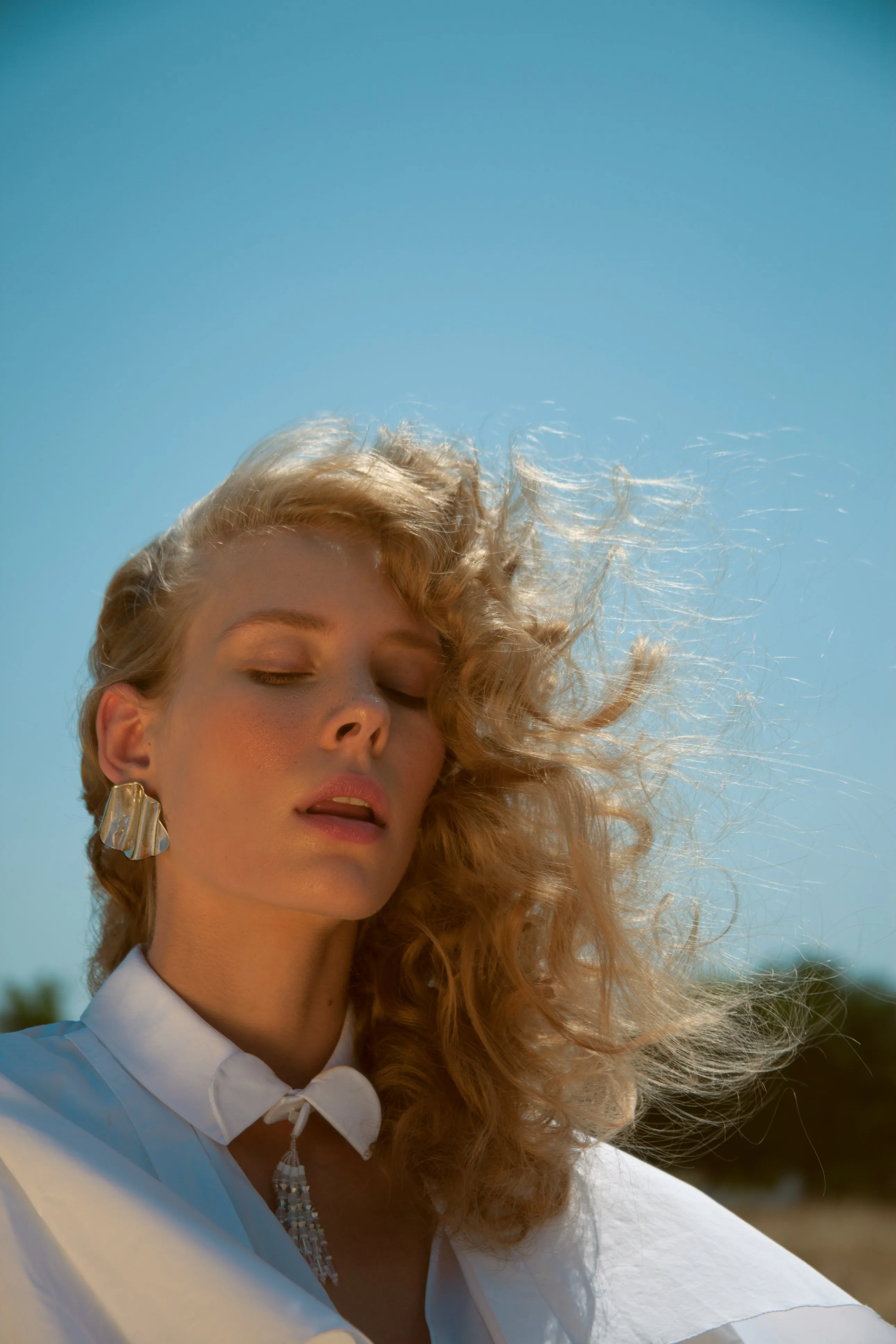 L'Onda Earrings In Sterling Silver sold by YSSO product image thumbnail 3