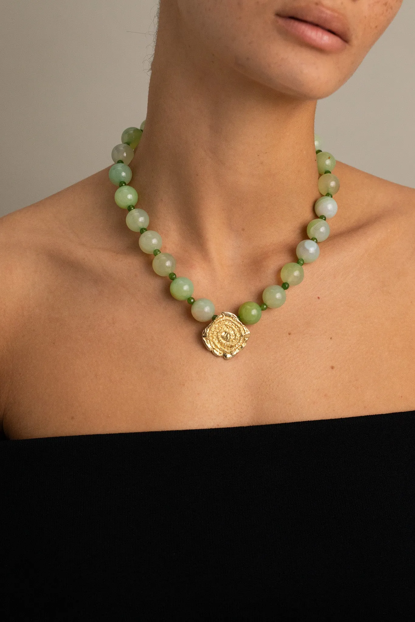 Daphne Jade Necklace sold by YSSO product image thumbnail 2