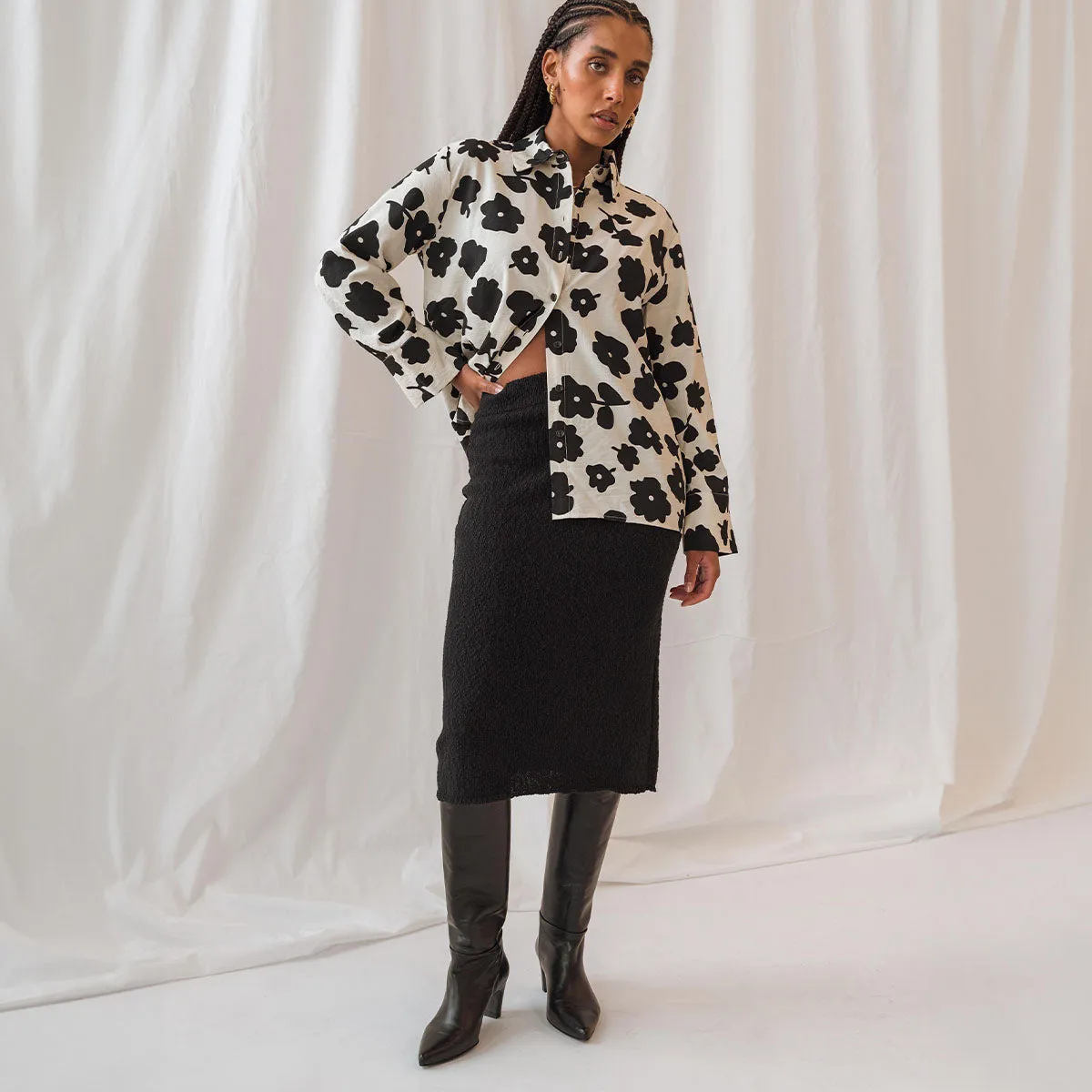 The Hamptons Skirt Black sold by Poppy Barley product image thumbnail 3