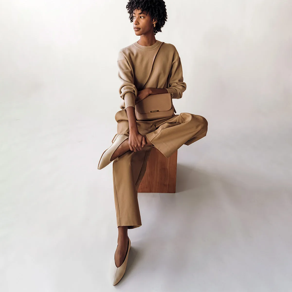 The Valencia Flat Oatmeal sold by Poppy Barley product image thumbnail 4