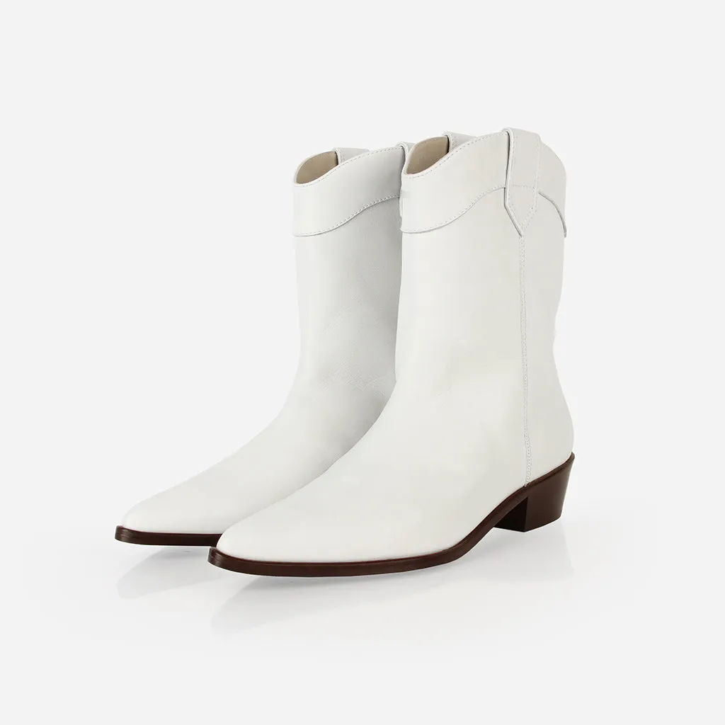 The West End Boot Fraîche Blanc sold by Poppy Barley product image thumbnail 3