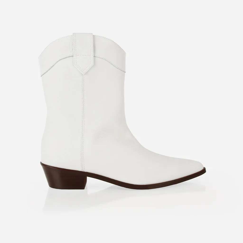 The West End Boot Fraîche Blanc sold by Poppy Barley