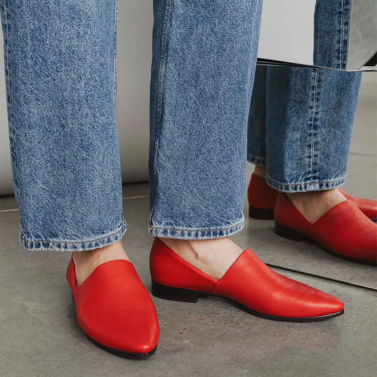 The Glove Fit Flat Racing Red sold by Poppy Barley product image thumbnail 5