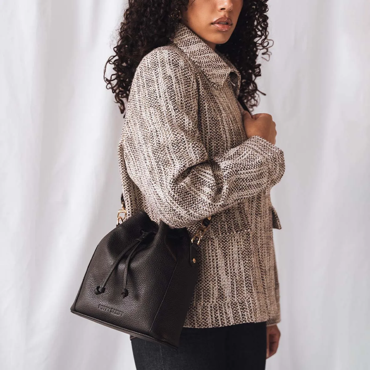 The Bondi Bucket Bag Black sold by Poppy Barley product image thumbnail 2