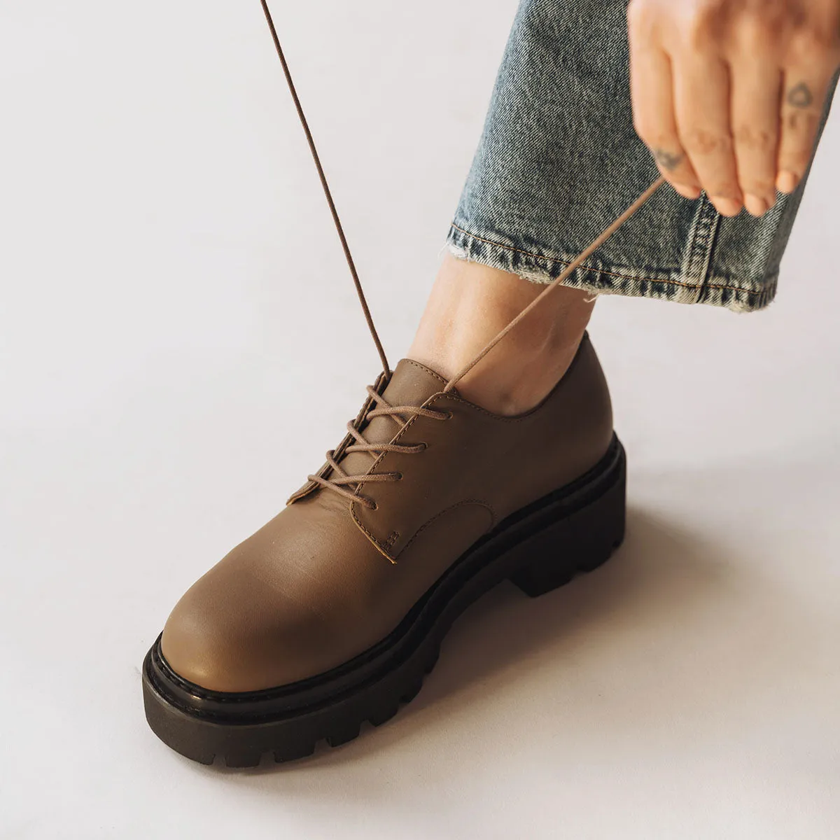 The Uniform Oxford Khaki sold by Poppy Barley product image thumbnail 2