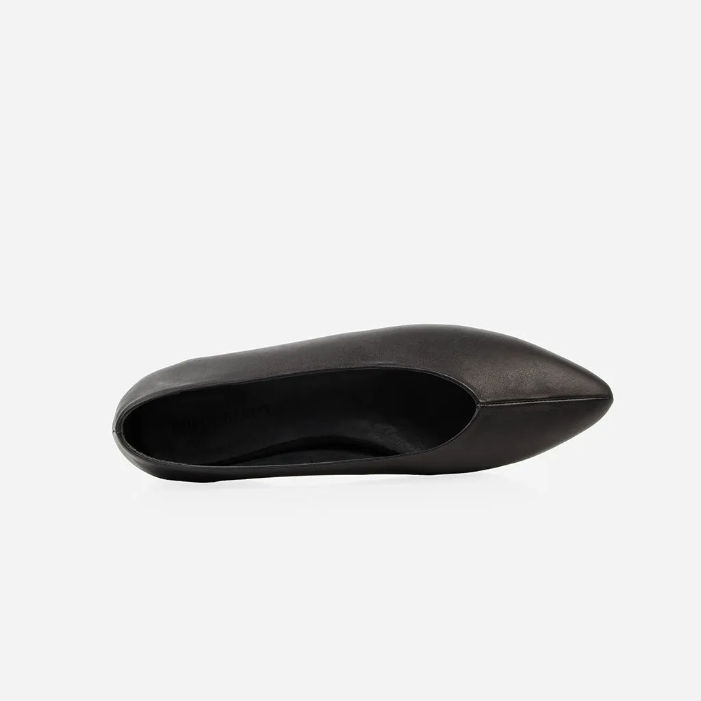 The Valencia Flat Black sold by Poppy Barley product image thumbnail 5