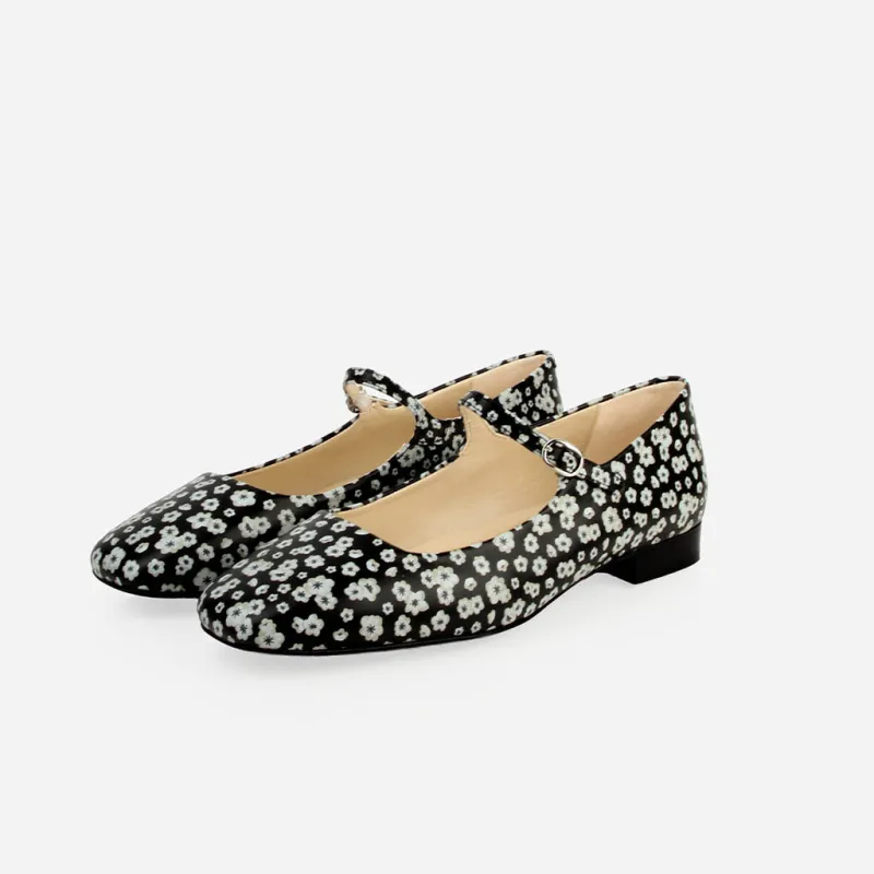 The Studio Mary Jane Moonflower sold by Poppy Barley