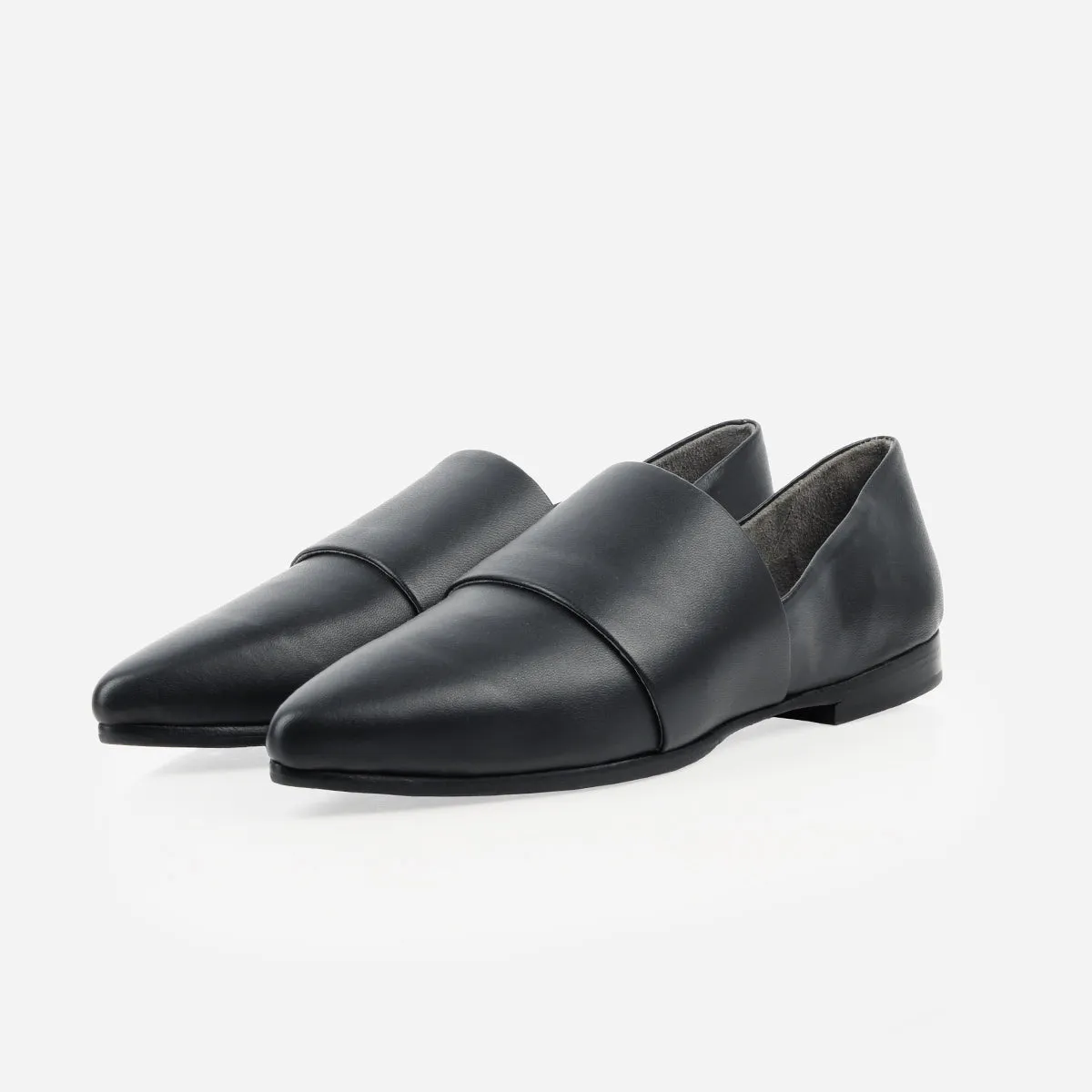 The Luxe Fit Flat Black sold by Poppy Barley