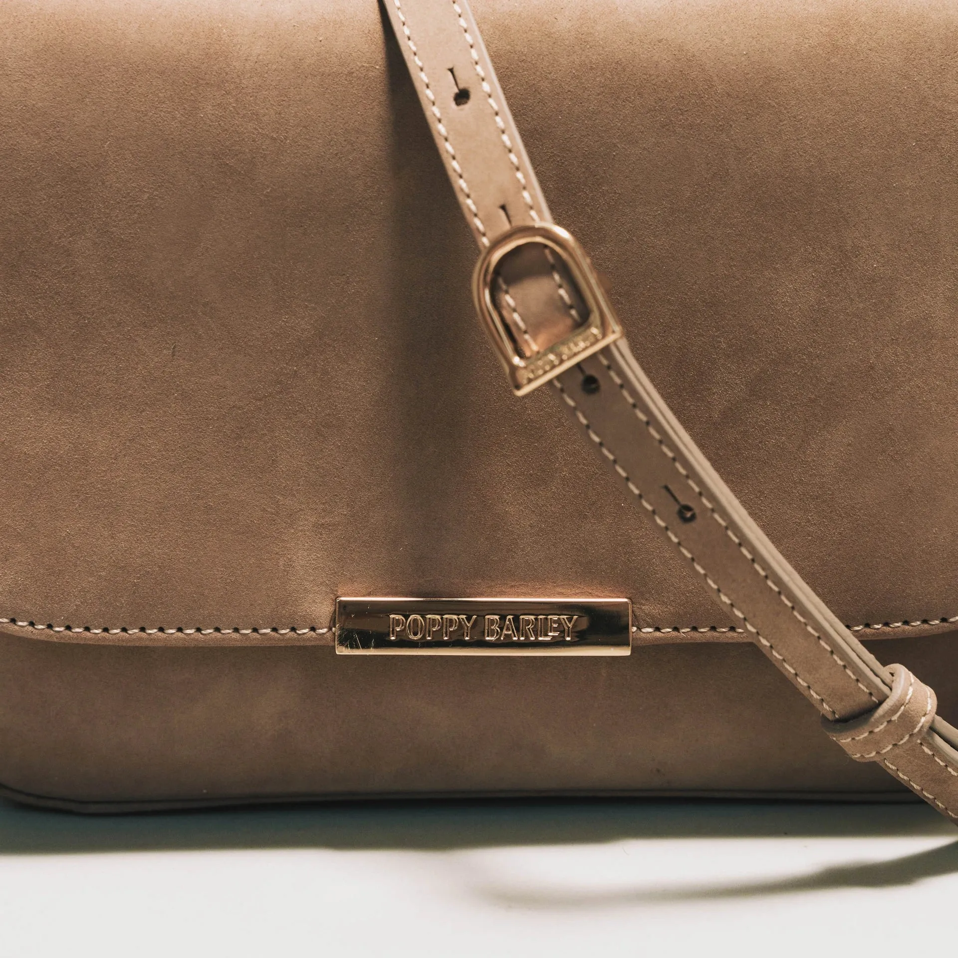 The Medium Day To Night Bag Clay sold by Poppy Barley product image thumbnail 3