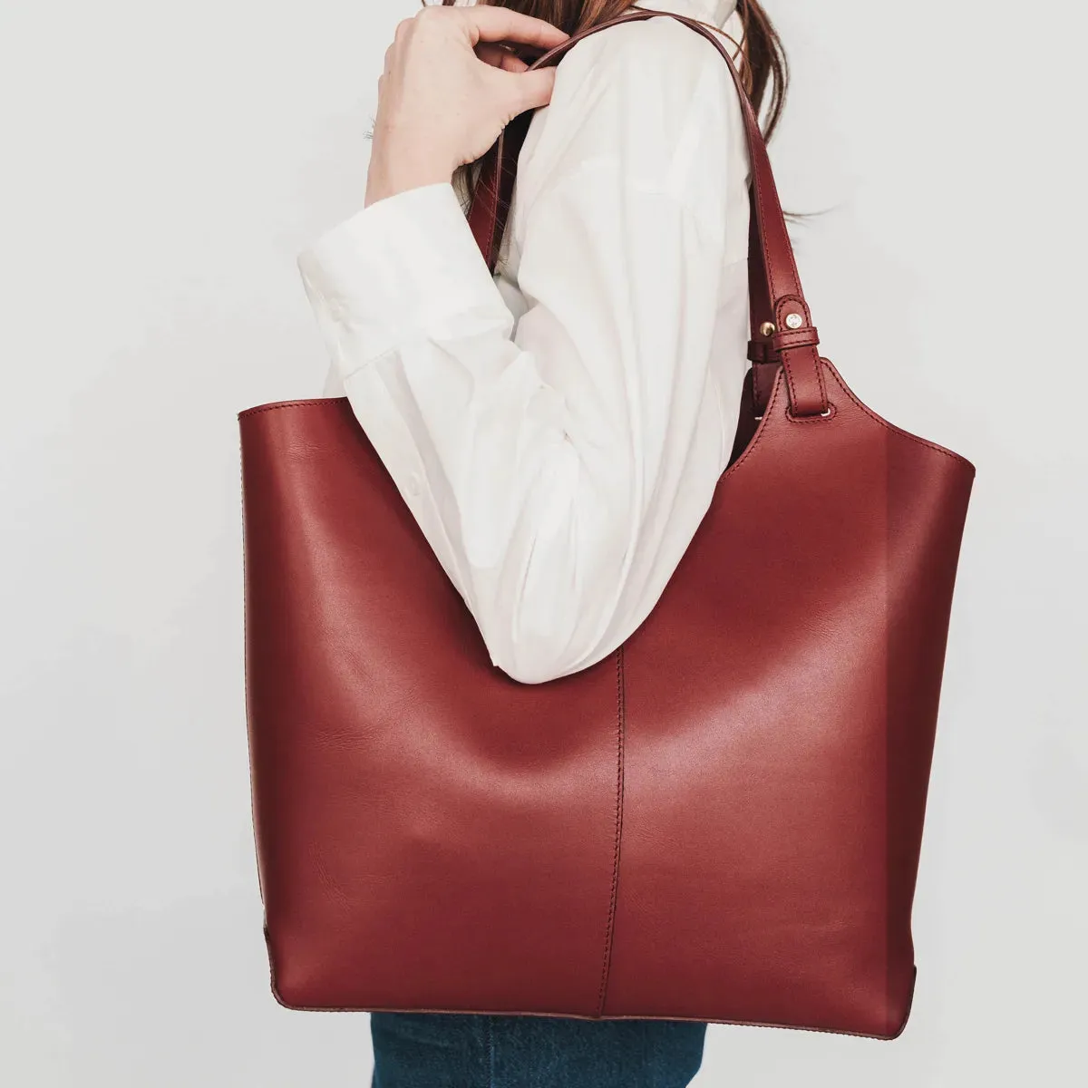 The Lisboa Tote + Small Cosmetic Case Set Resort Red sold by Poppy Barley product image thumbnail 4