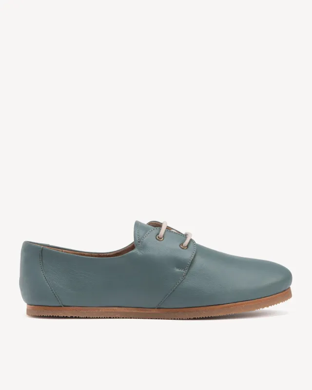 The Eyelet Oxford 2.0 Storm made by Poppy Barley