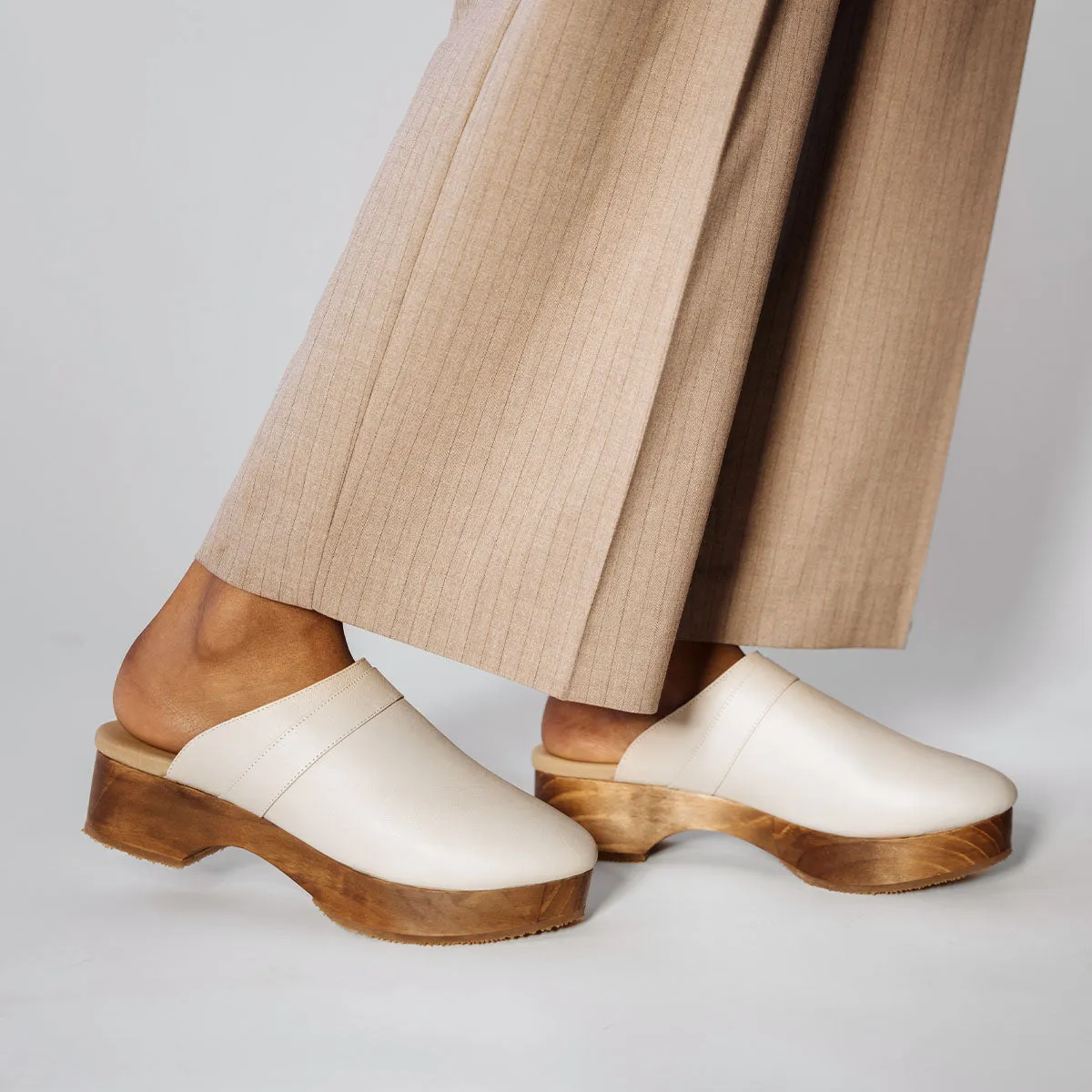 The Brooklyn Clog Oatmeal sold by Poppy Barley product image thumbnail 2