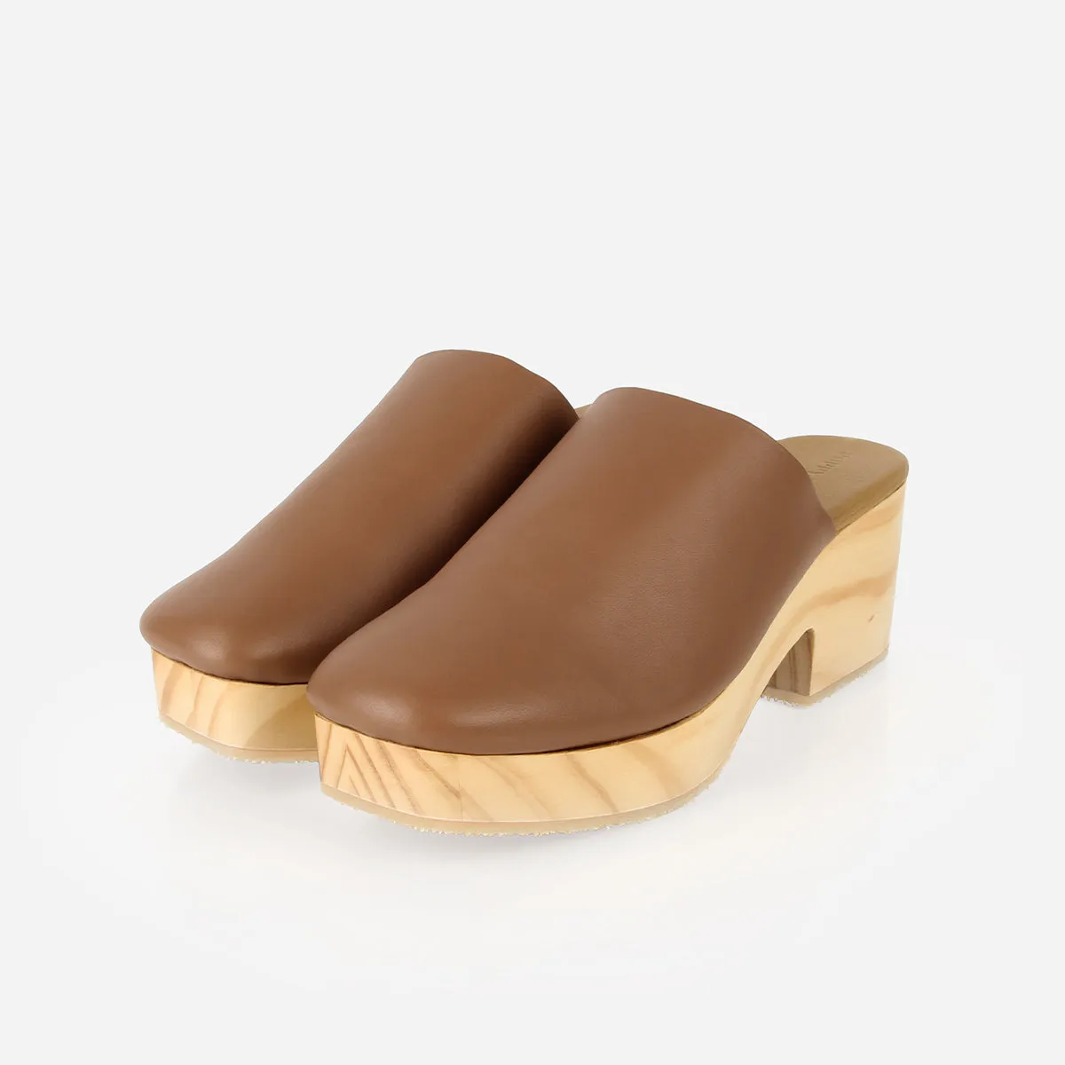 The West Coast Clog Praline sold by Poppy Barley product image thumbnail 3