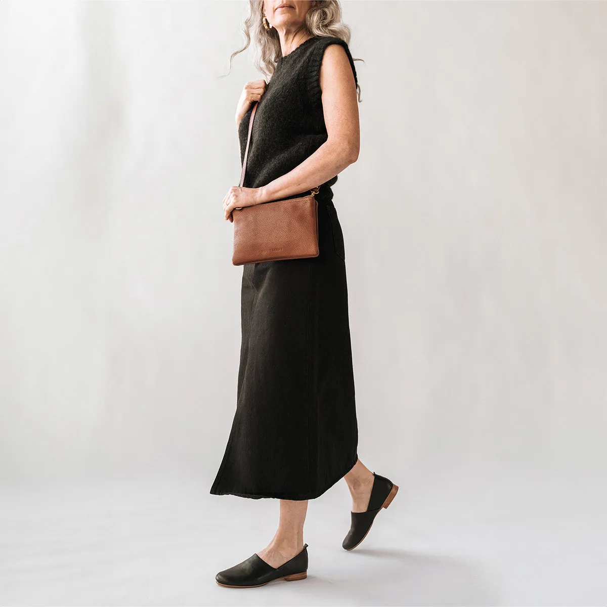 The Essentials Purse 2.0 Hazelnut sold by Poppy Barley product image thumbnail 2