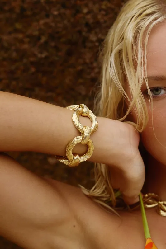 Zavanna Bracelet sold by Bydee