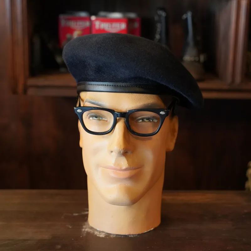 #415 Vintage style Beret made by The Groovin High