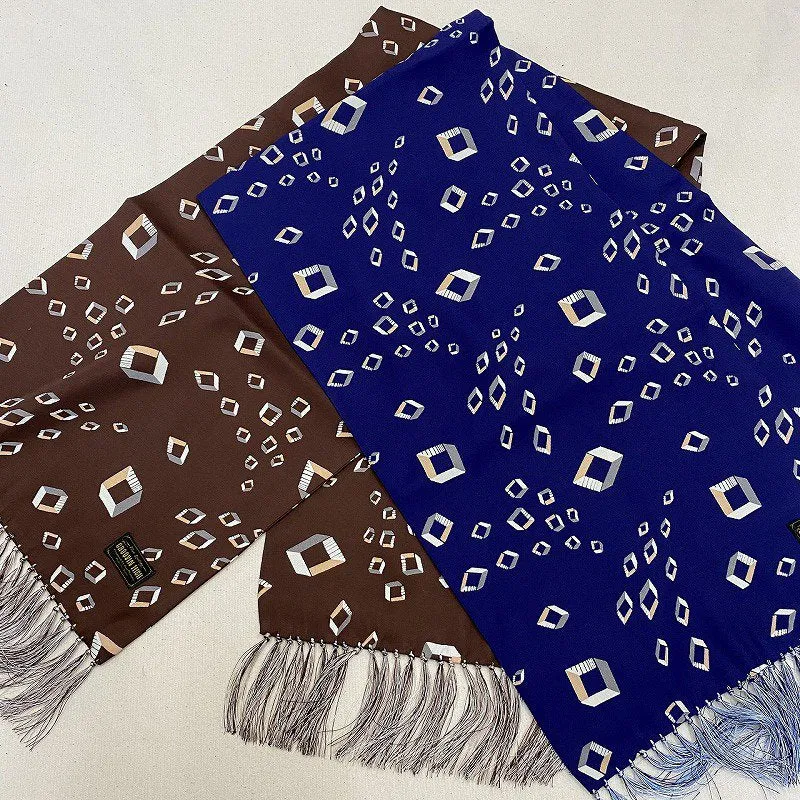 #333 1950 Scarf made by The Groovin High