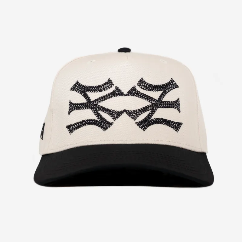 NY NY CHAIN STITCH HAT (CRM/BLK) made by bnnd