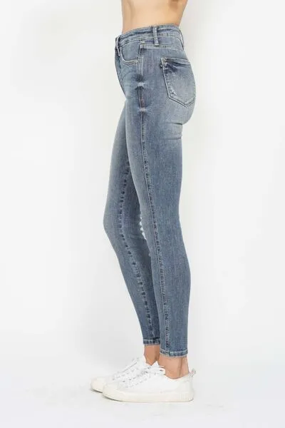 Judy Blue Full Size Tummy Control Contrast Wash Skinny Jeans sold by The Barefoot Brunette Boutique product image thumbnail 5
