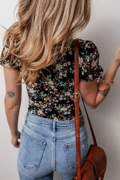 Printed Scoop Neck Short Sleeve Bodysuit sold by The Barefoot Brunette Boutique product image thumbnail 4