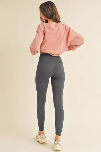 Yelete Full Size Fleece Lined High Waisted Leggings sold by The Barefoot Brunette Boutique product image thumbnail 2