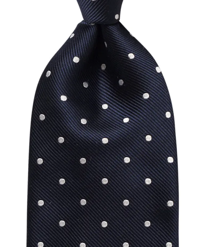 Basic Collection Tie sold by Kamakura