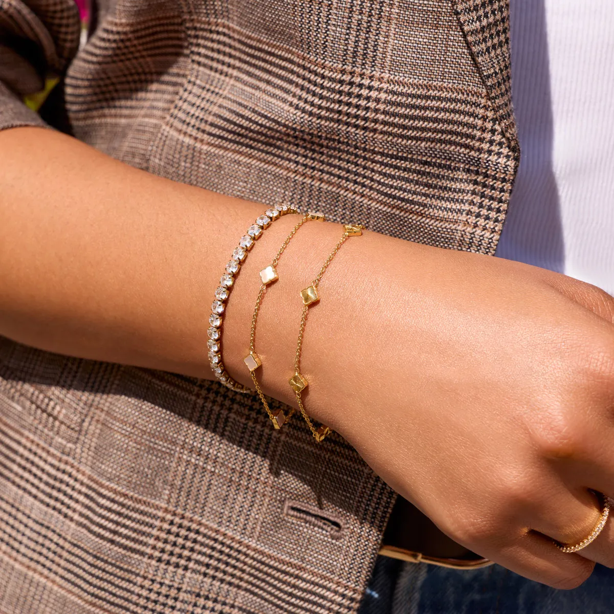 Fine Mini Pearl Multi Clover Bracelet (Gold) sold by Abbott Lyon product image thumbnail 5