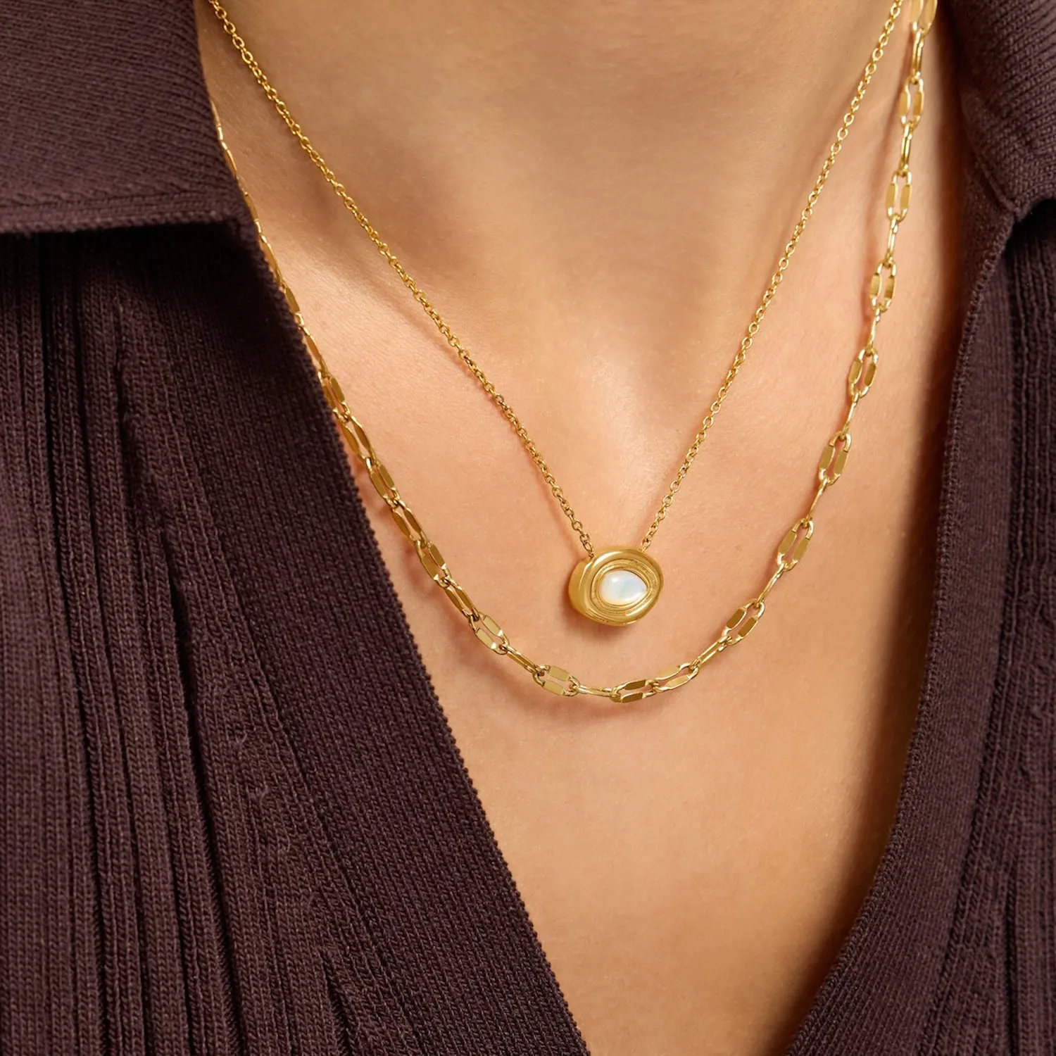 Vintage-Inspired Necklace Set (Gold) sold by Abbott Lyon product image thumbnail 2