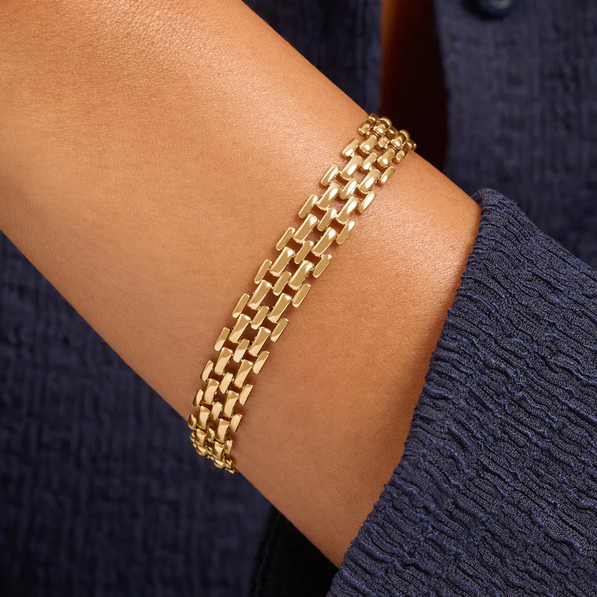 Heritage Chain Bracelet (Gold) sold by Abbott Lyon product image thumbnail 2