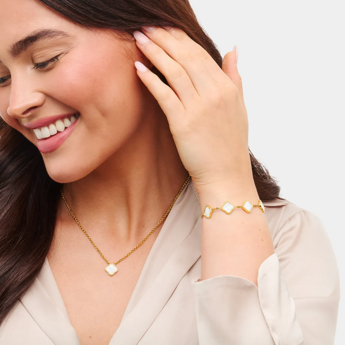 Pearl Clover Necklace & Bracelet Set (Gold) sold by Abbott Lyon product image thumbnail 3