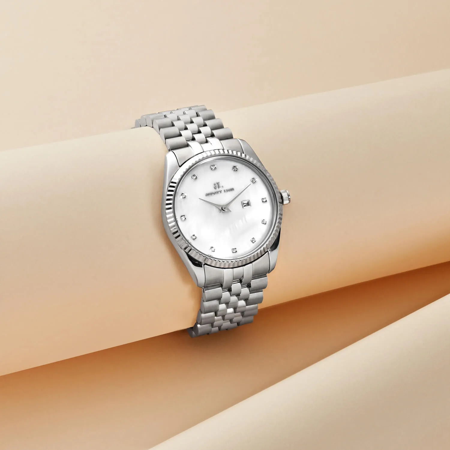 Silver Pearl Link Belgravia 36 Watch sold by Abbott Lyon product image thumbnail 4