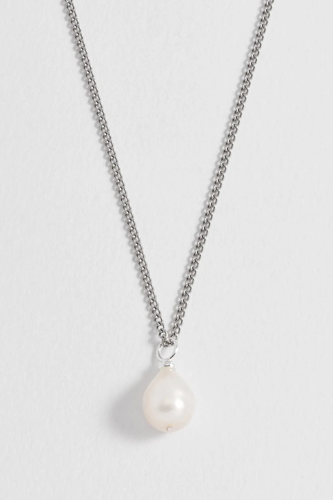 Men's Fine Curb Chain and Pearl Necklace sold by Estella Bartlett product image thumbnail 4