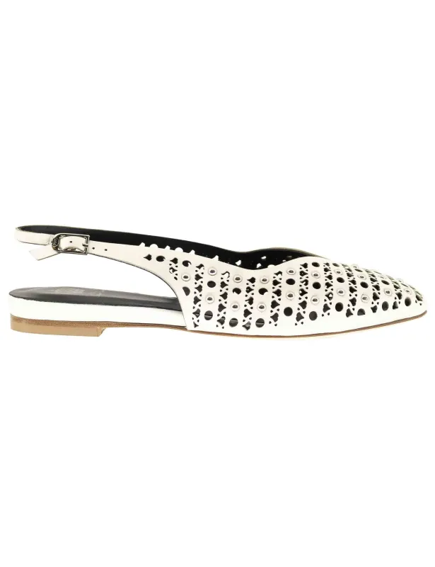 Slingback donna in pelle off white con borchie tacco basso Donna CH2524 003 sold by Spatarella