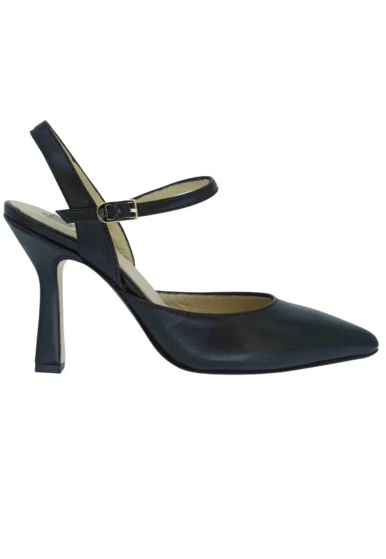 Sandali donna in pelle nera punta chiusa Donna DE1236 001 sold by Spatarella