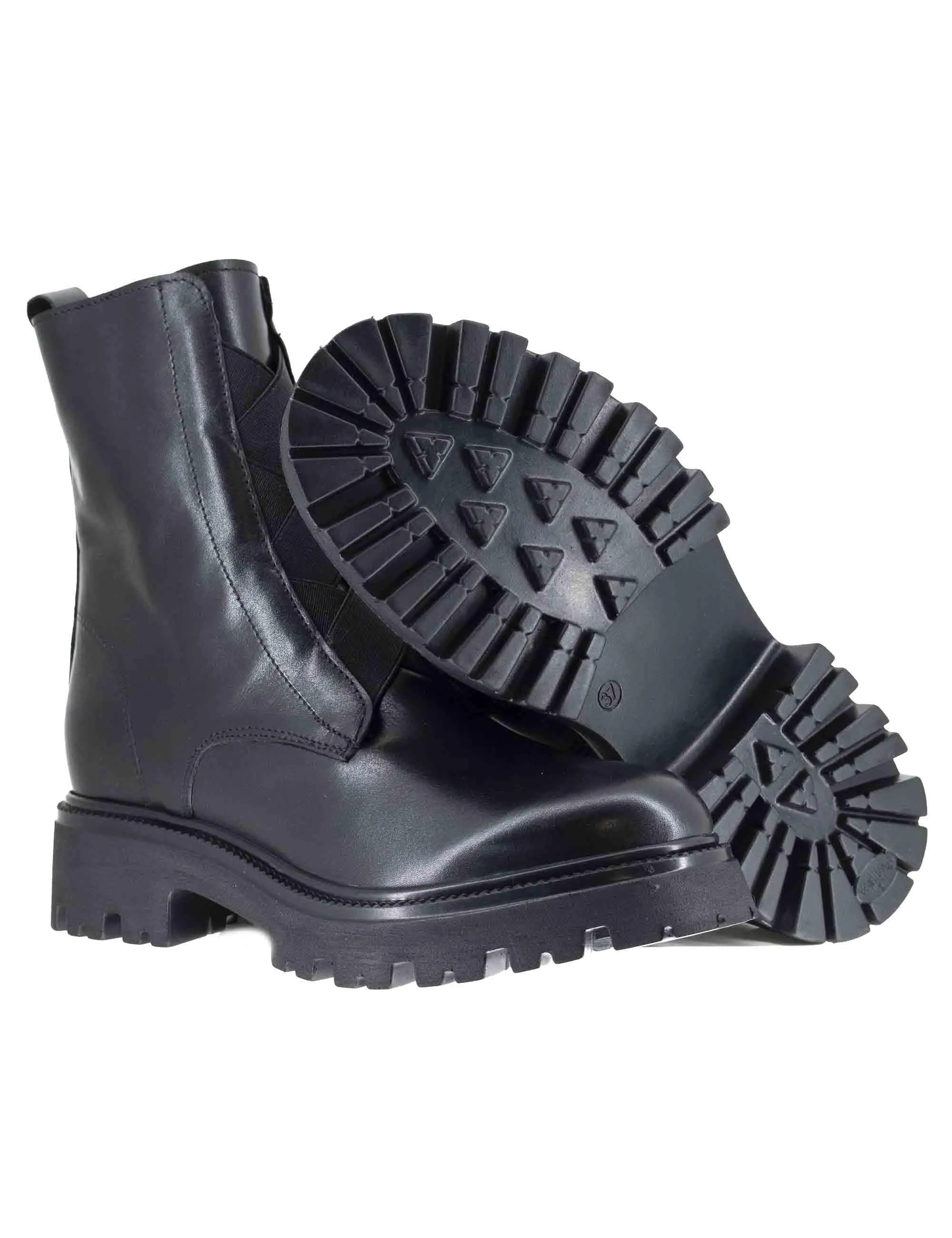 Anfibi in pelle nera con elastici Donna GAIA 13 001 sold by Spatarella product image thumbnail 5