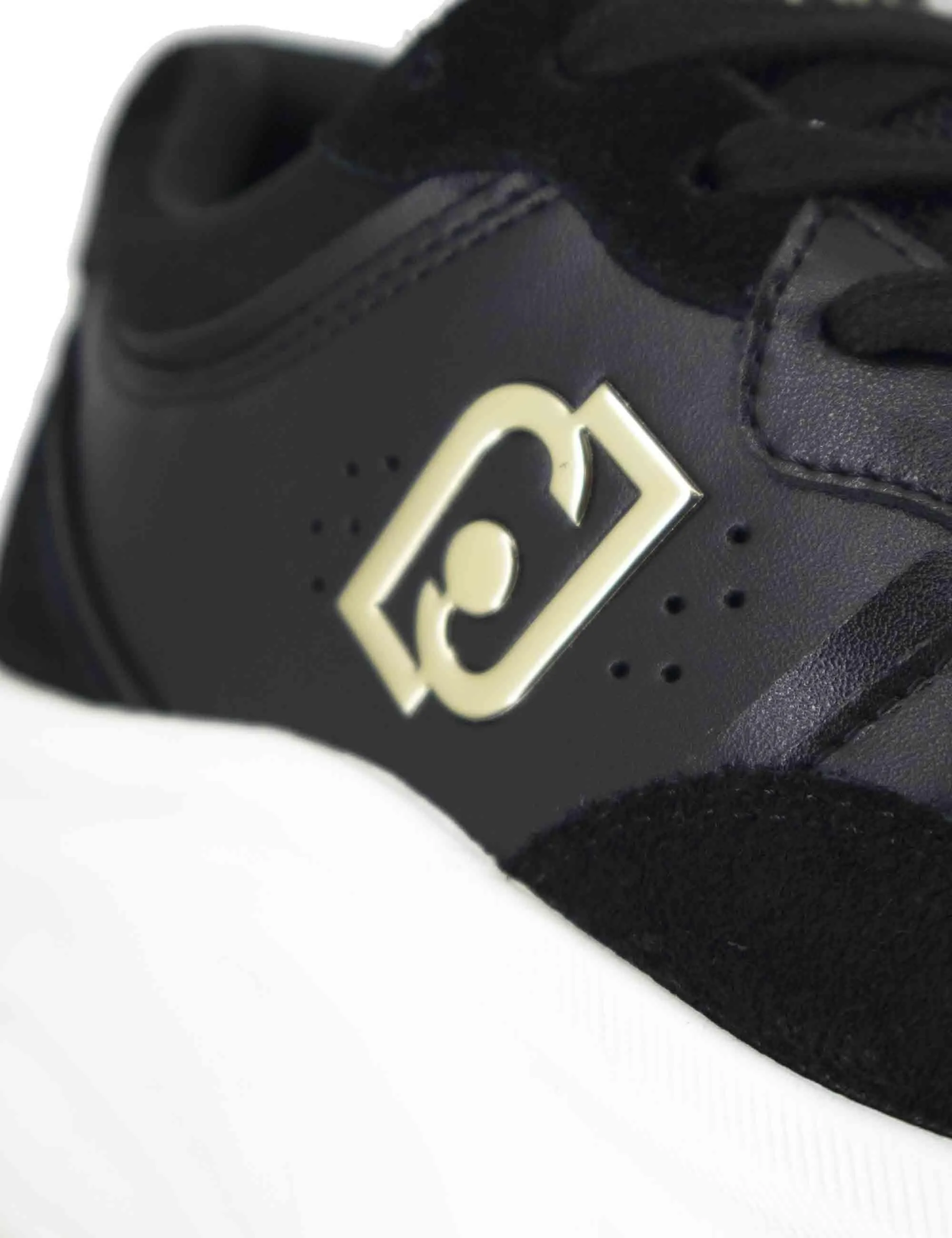 Sneakers Steffy 01 in pelle nera con suola alta 5 cm Donna BF5061P030422222 Black sold by Spatarella product image thumbnail 4