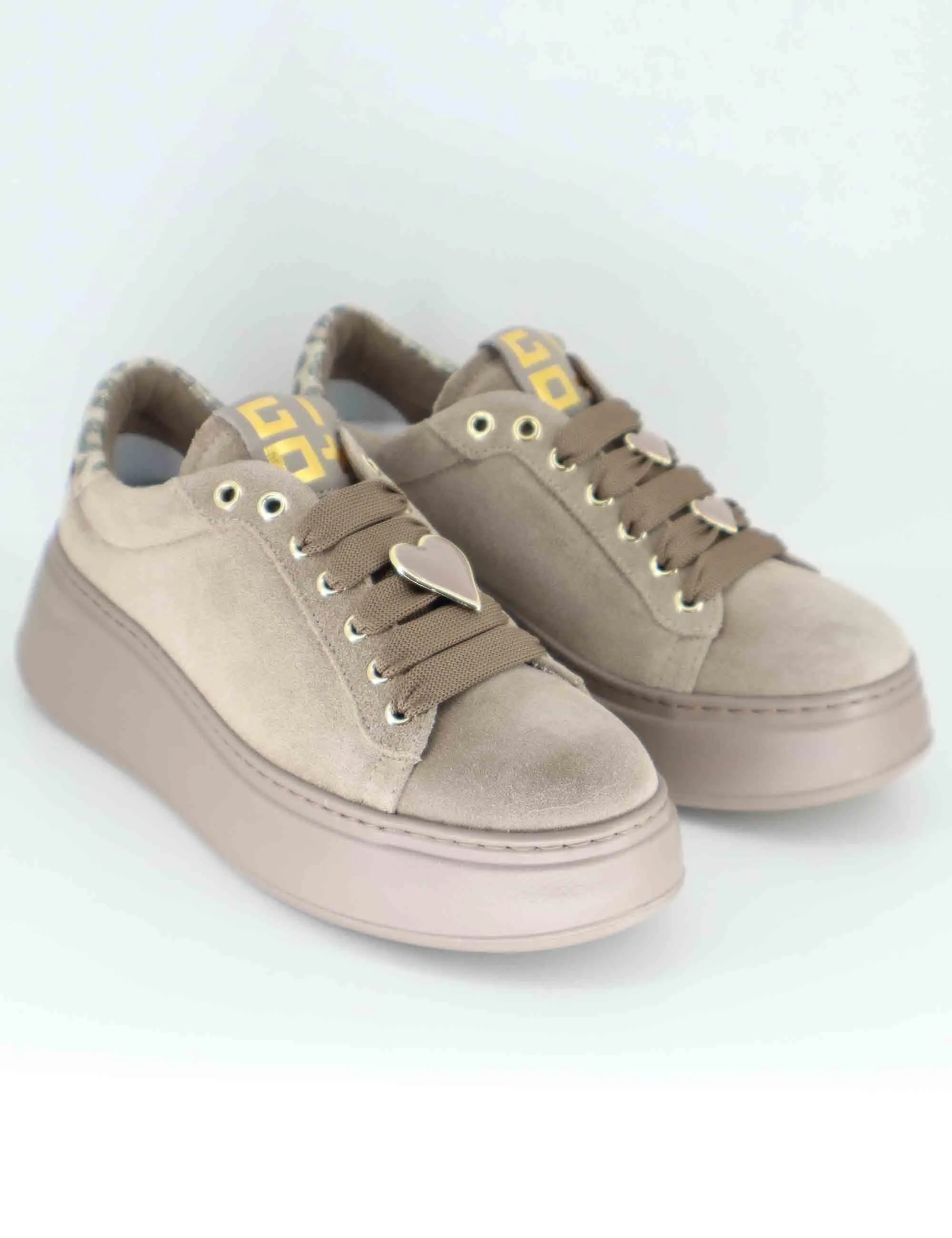 Sneakers in camoscio taupe con charms Donna PIA 430A sold by Spatarella product image thumbnail 3