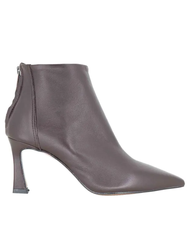 Stivaletti in pelle marorne con zip posteriore Donna R786 75 sold by Spatarella